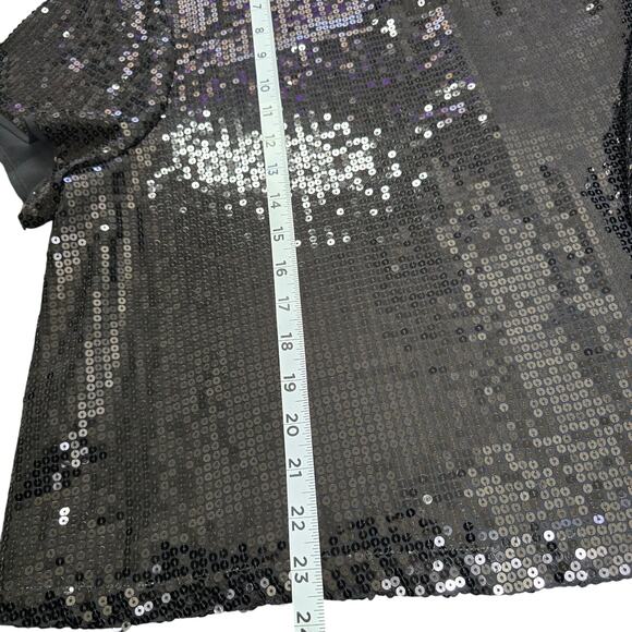 ⭐️NWT Torrid Black Sparkly Sequin Crop Top Sz 1 Fits1X 14/16 - Picture 9 of 13